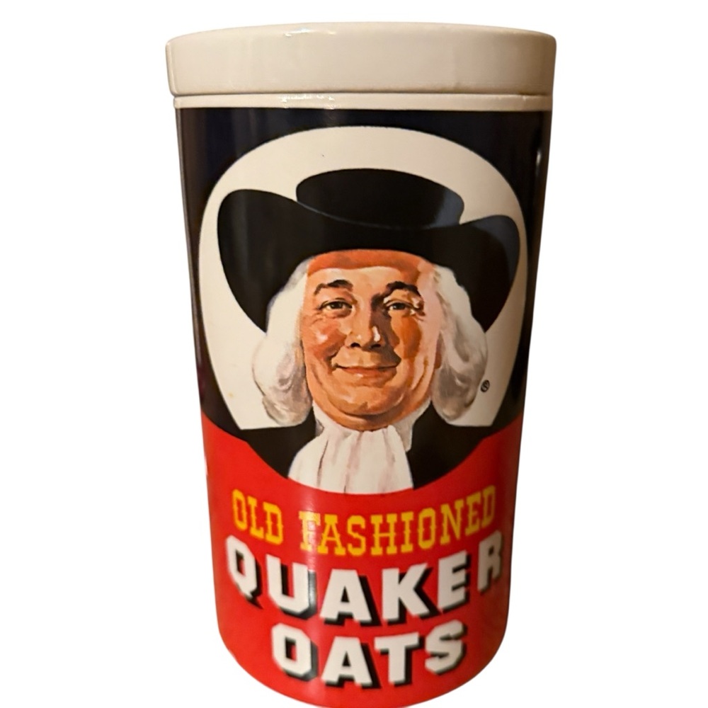 Vintage Old Fashioned Tall "QUAKER OATS" Lidded Cookie Jar Collectable Ceramic